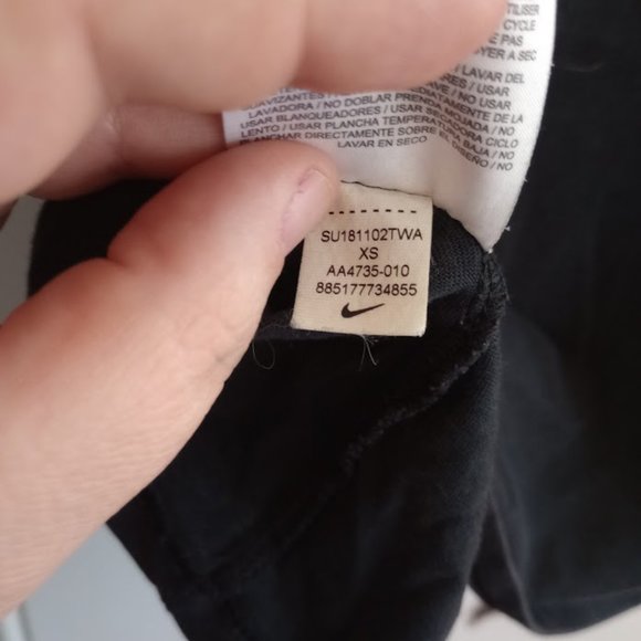 Nike Tee - Picture 3 of 7